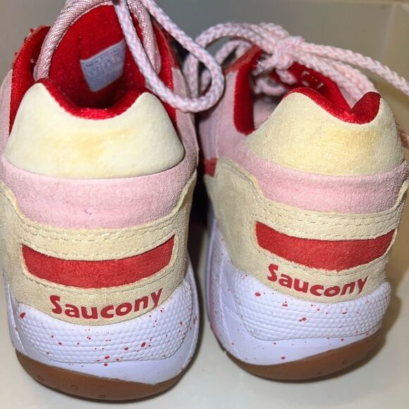 Saucony MEN 9.5 G9 Shadow 5 Scoops Strawberry vanilla ice cream sneakers RARE!!! - Picture 13 of 16